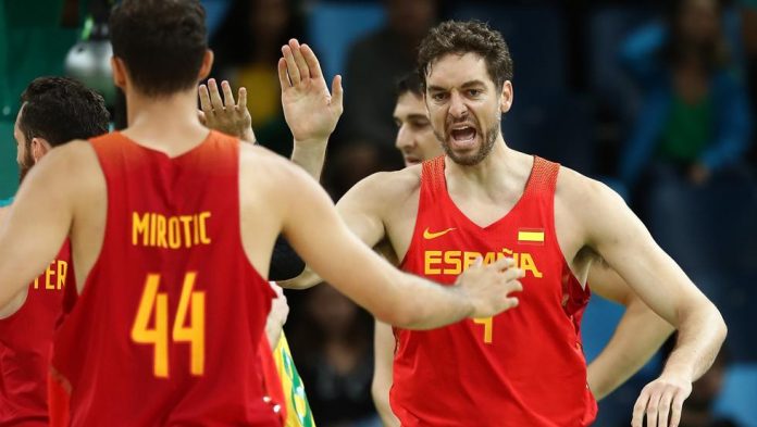 El Campeonato Europeo de Baloncesto Masculino se encuentra en su fase más emocionante y tiene un vibrante partido de semifinal este jueves.