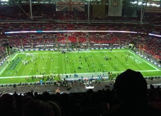 El trofeo Vince Lombardi y la apuesta de dos equipos con diferentes realidades en la NFL.